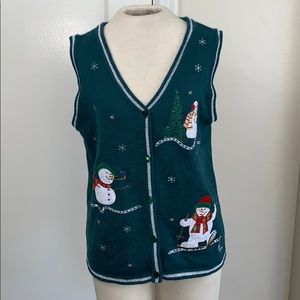 **New Item In! White Stag Green Snowman V-Neck Sweater Vest